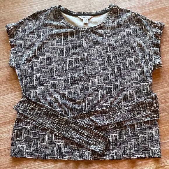 Tommy Bahama Tie Front or Back Cuffed Sleeves Black & White Size M‎ - Picture 6 of 9